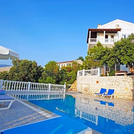 Muhtesem Deniz Manzarali Agac Ev * Kas